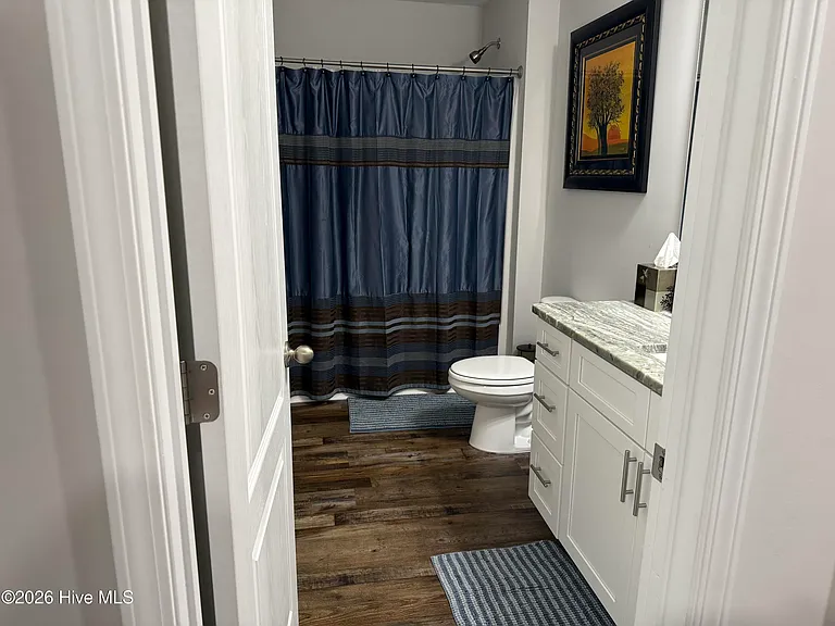 406 Ames St — Photo 12
