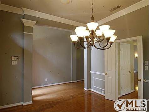 4th image of 1756 Glenlivet Dr