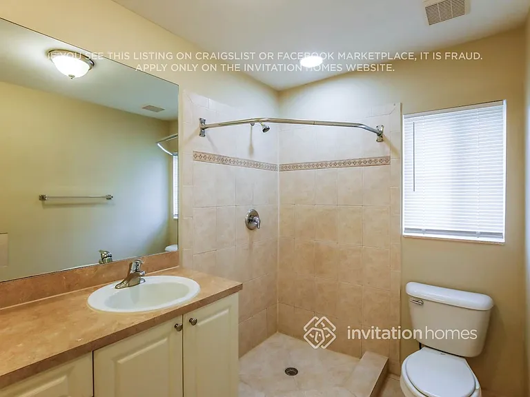 175 SE 2nd Ct — Photo 11