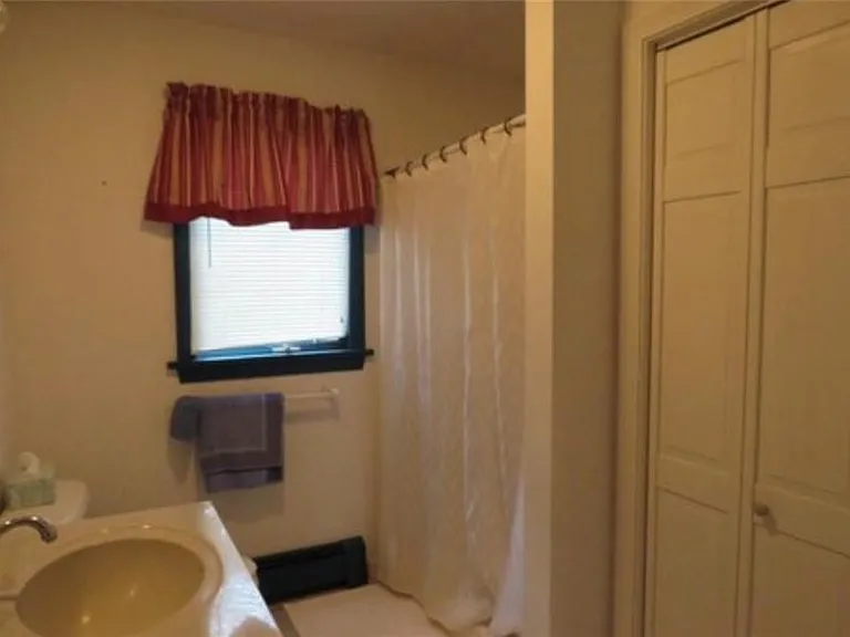 48 Bellevue Ave — Photo 13