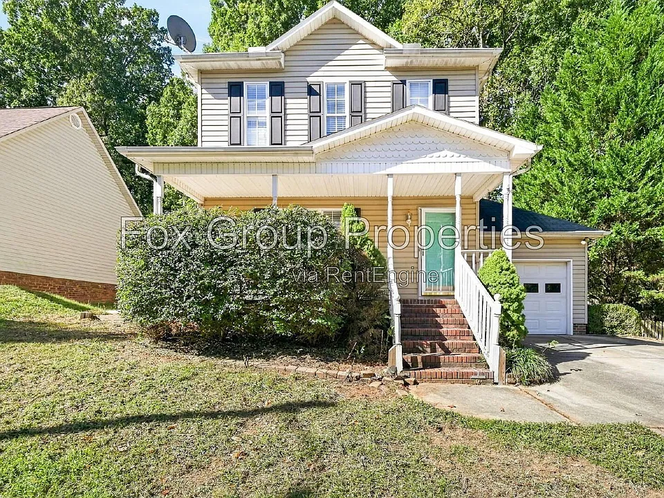 1547 Cambridge Heights Pl NW