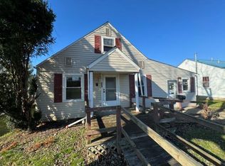 207 N Spring St, Mc Arthur, OH 45651