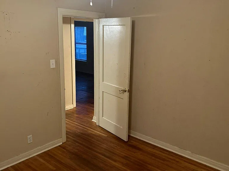 4512 Rogers St — Photo 6