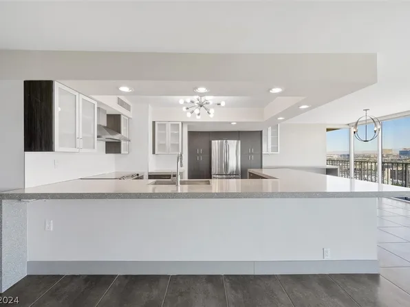 3111 Bel Air Dr Unit 24A, Las Vegas, NV 89109