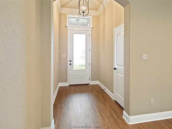3rd image of 15603 Long Creek Ln