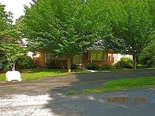 2nd image of 1479 Chestnut Mountain Dr