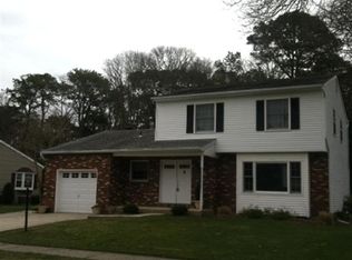 19 Whitman Dr, Somers Point, NJ 08244