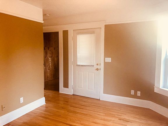 Entry to living room