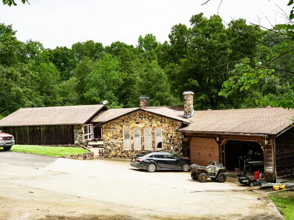 232 County Road 19, Haleyville, AL 35565