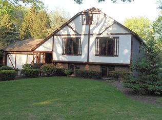 145 Cherry Creek Ln, Rochester, NY 14626