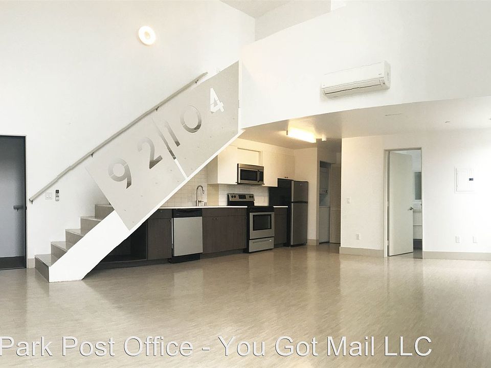 1st image of 3077 N Park Way APT 209
