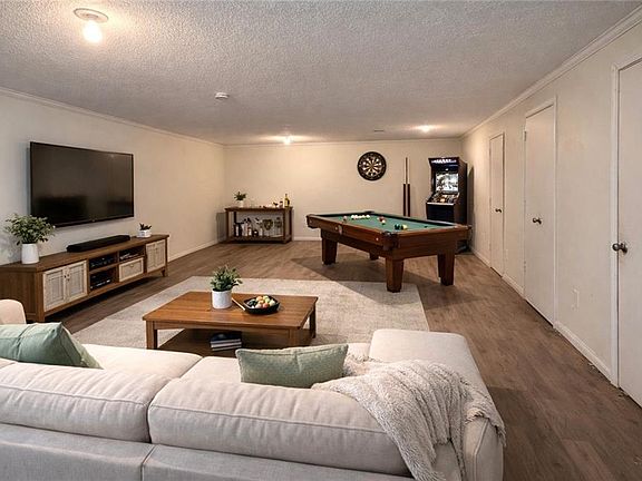 4th image of 5523 Green Cir