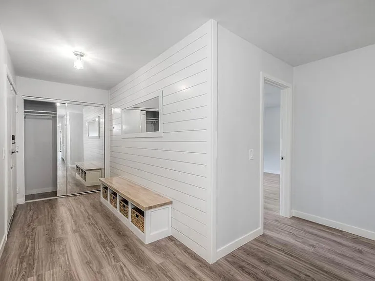 4705 Marina Dr #10 — Photo 4
