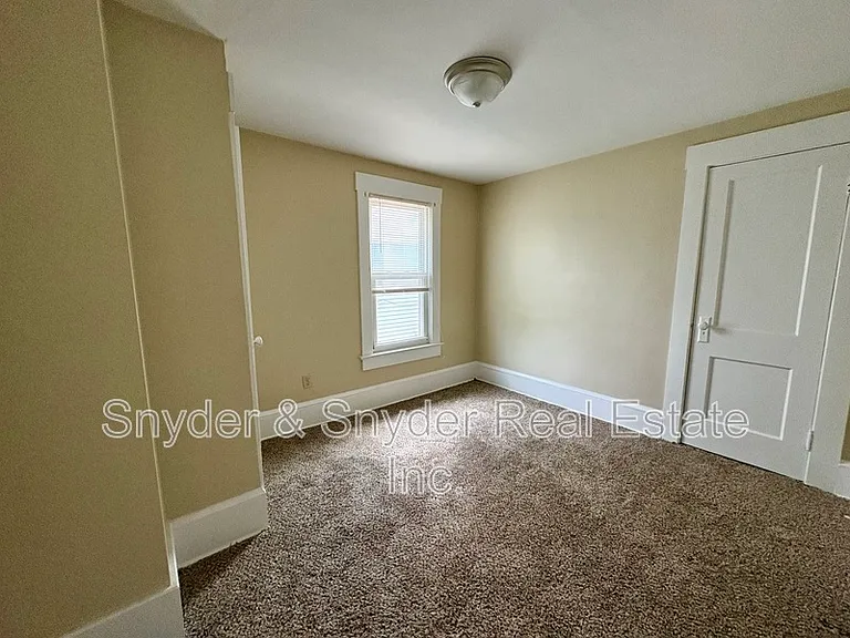 2307 & 2309 SW 22nd St SW — Photo 10