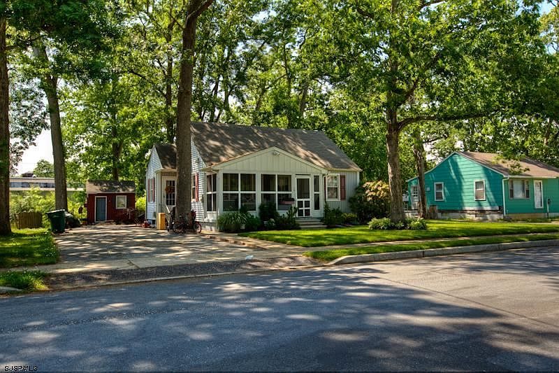 2nd image of 19 Camac Ave