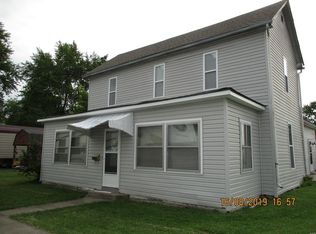 220 N 7th St, Bowling Green, MO 63334