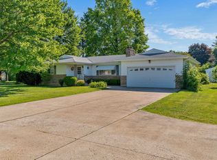 6187 Torrey Rd, Flint, MI 48507