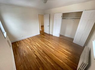 230-15 67th Ave #1A, Oakland Gardens, NY 11364
