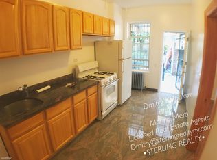 2819 43rd St, Astoria, NY 11103