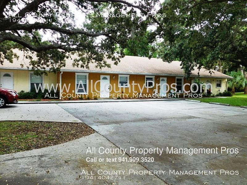 1st image of 920 Royal Palm Dr