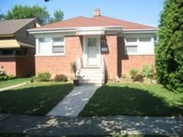 3330 Arthur Ave, Brookfield, IL 60513