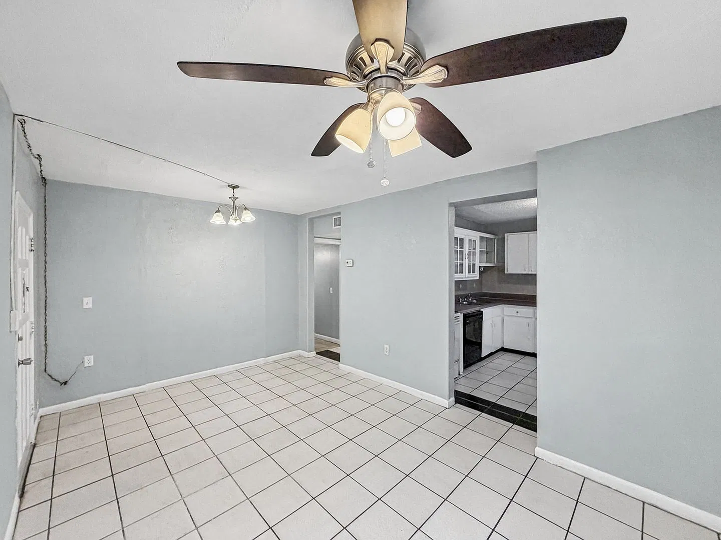 Move-In Ready Home in Tampa's Sulphur Springs Neighborhood - 3bed | 2bath — Photo 4