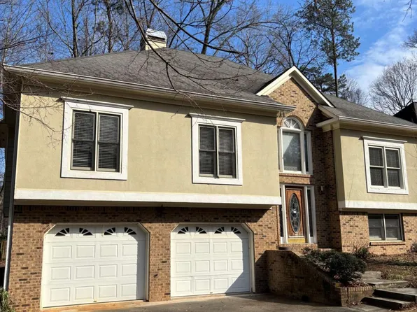 209 Tennis Court Ln NW, Kennesaw, GA 30144