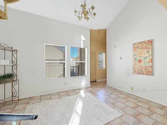 4th image of 3607 Melonies Dr Unit 131