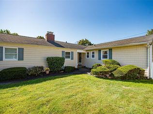 220 Woodsome Rd, Babylon, NY 11702