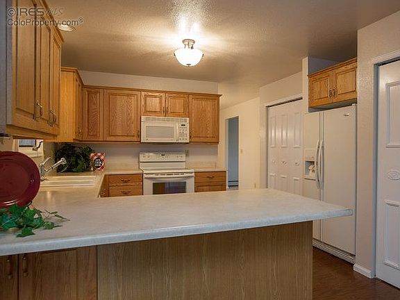 4th image of 410 Chimney Park Dr