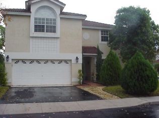 1402 NW 129th Ter, Sunrise, FL 33323