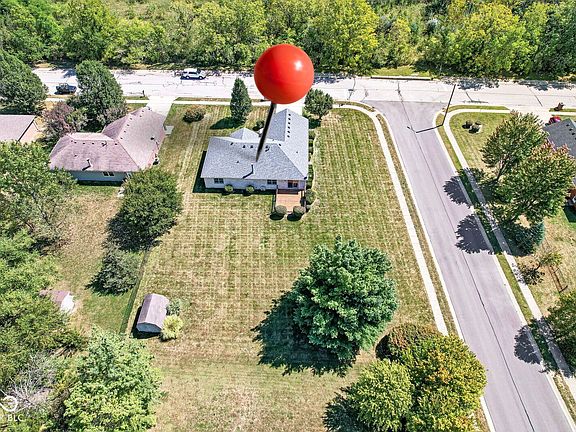 3rd image of 878 Polley Dr