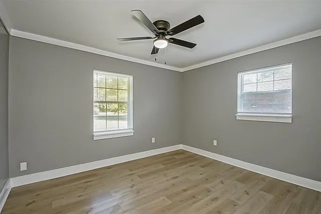 308 Robin Hood Dr — Photo 20