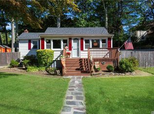 19 Canary Rd, Rocky Point, NY 11778