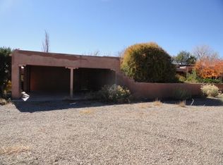 35 Mesa Rd, Santa Fe, NM 87508