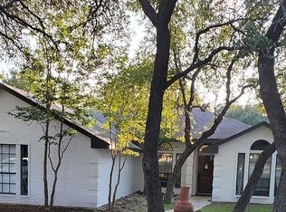 27 Cheyenne Trl, Morgans Point Resort, TX 76513