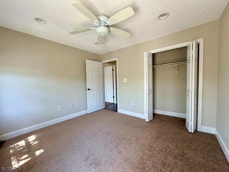 196 Sapphire Ln — Photo 20