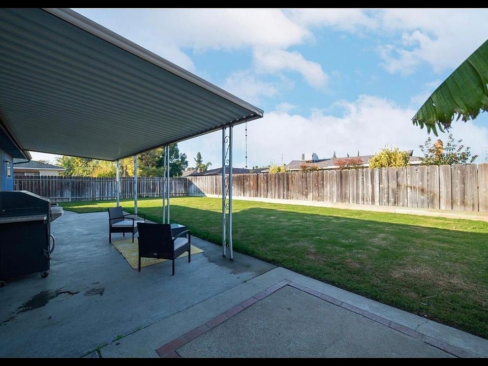 1st image of 657 W Ashcroft Ave