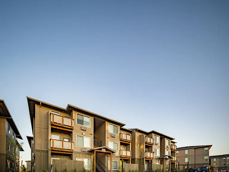Willow Tree Place — Photo 6