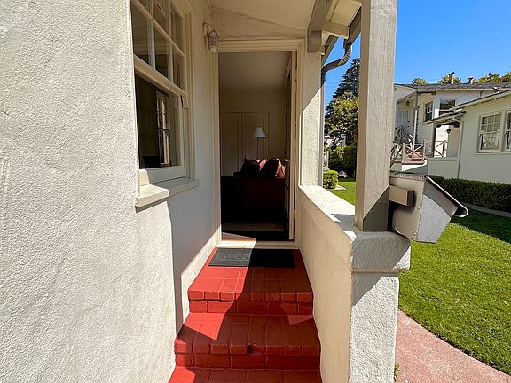 Private Entrance