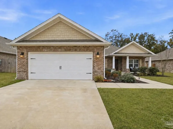 6203 Carson Dr, Milton, FL 32570