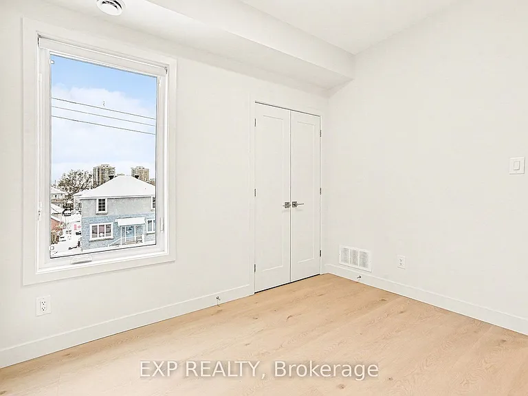 1301 Dorchester Ave — Photo 10