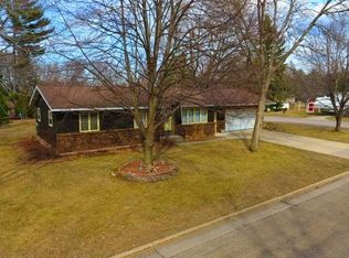 341 Airport Ave, Wisconsin Rapids, WI 54494
