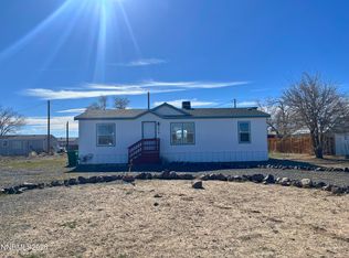 1414 Lahonton Dr, Silver Springs, NV