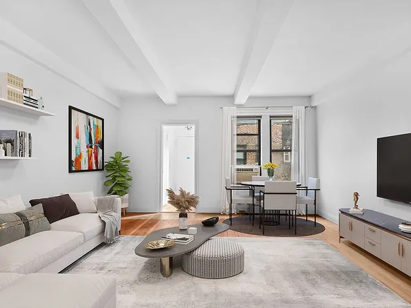 17 W 64th St #9F, New York, NY 10023