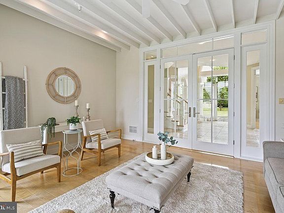 5th image of 21612 Ripplemead Dr