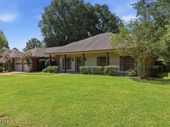 153 Oak Ridge Cir, Madison, MS 39110