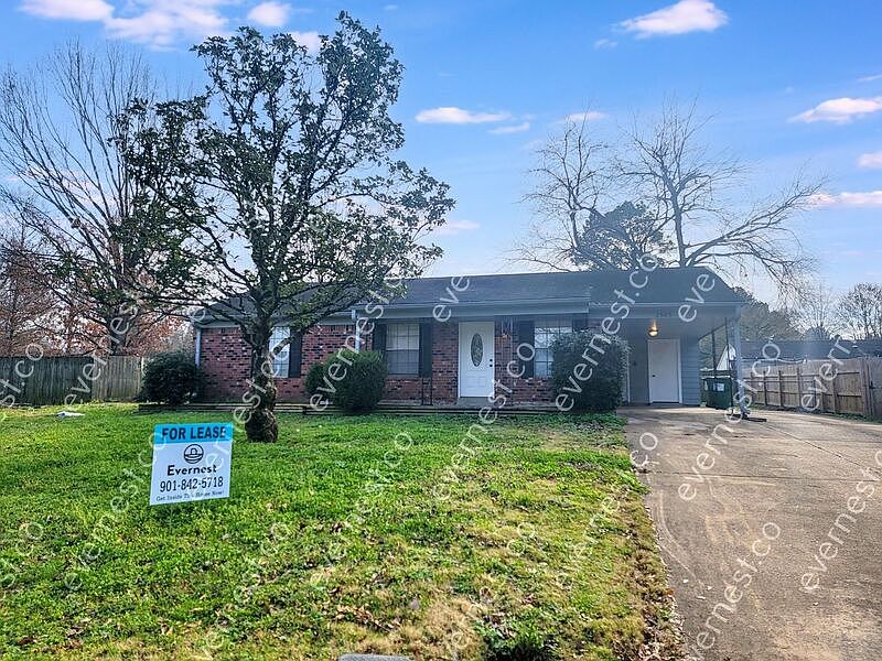 1st image of 2505 Hillcrest Cir