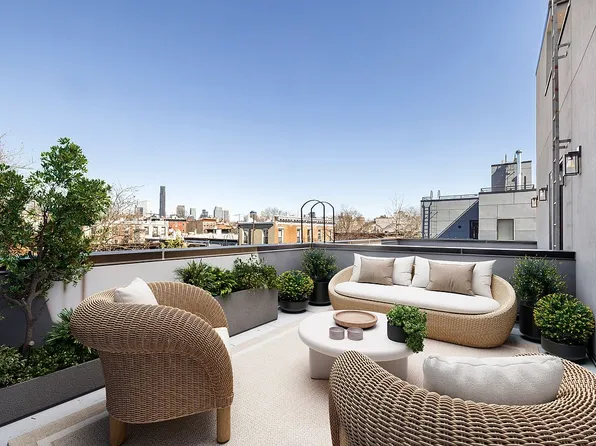 110 Luquer St #3, Brooklyn, NY 11231