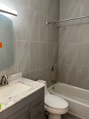 Rented by REMAX Elite | media 7